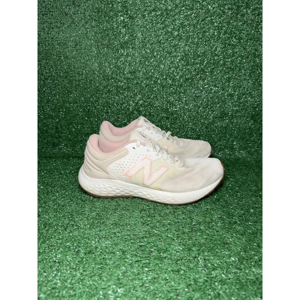 New Balance 520v7 Womens Size 8 Cream White Pink Running Shoes Comfort Sneakers